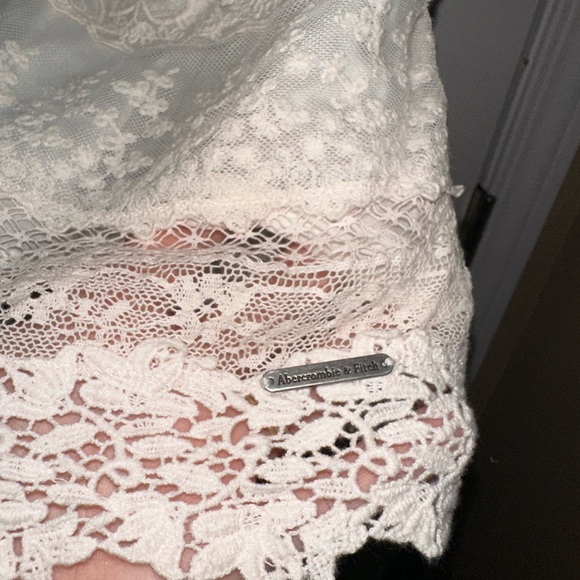 Abercrombie & Fitch: Floral Lace Camisole and Dress Set in White & Pinkish Cream - Picture 5 of 8